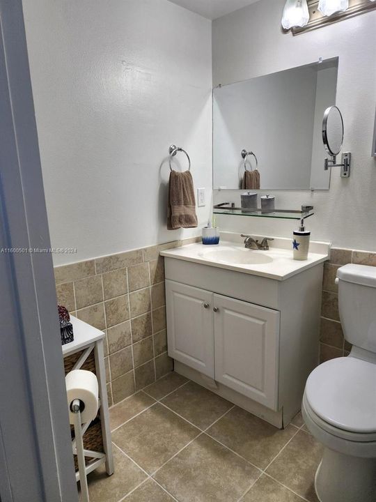 Recently Rented: $1,500 (1 beds, 1 baths, 702 Square Feet)