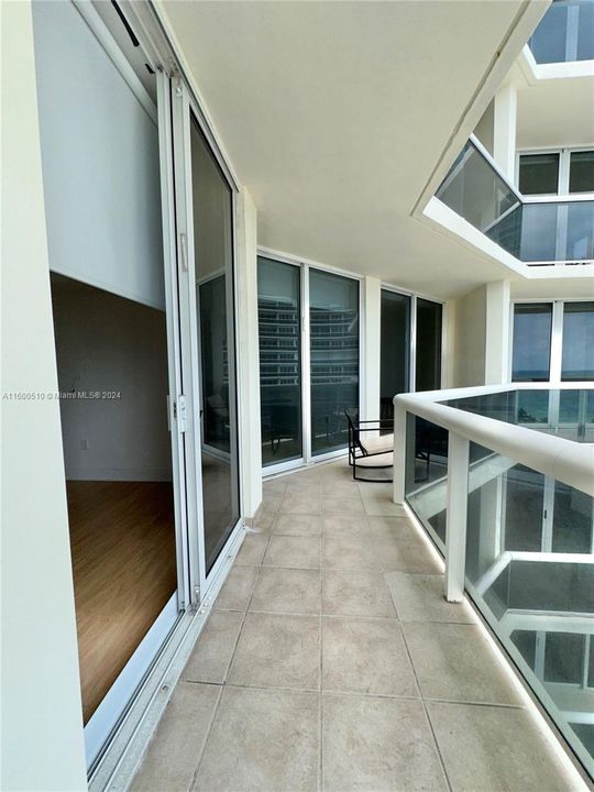 En Venta: $1,999,999 (3 camas, 3 baños, 1750 Pies cuadrados)