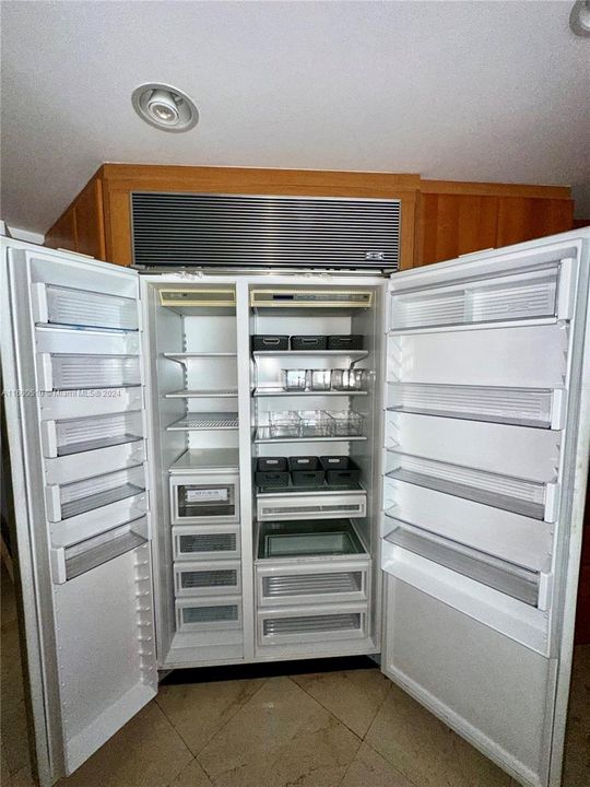 На продажу: $1,999,999 (3 спален, 3 ванн, 1750 Квадратных фут)