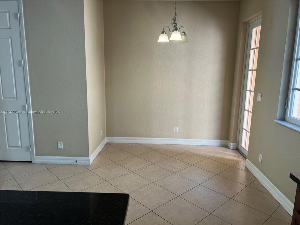 Recently Rented: $3,300 (3 beds, 2 baths, 2310 Square Feet)