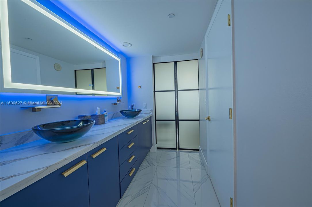 En Venta: $770,000 (2 camas, 1 baños, 1086 Pies cuadrados)