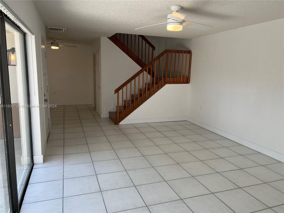 For Rent: $3,200 (3 beds, 2 baths, 1488 Square Feet)
