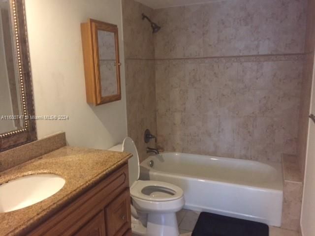 For Sale: $190,000 (2 beds, 2 baths, 1050 Square Feet)