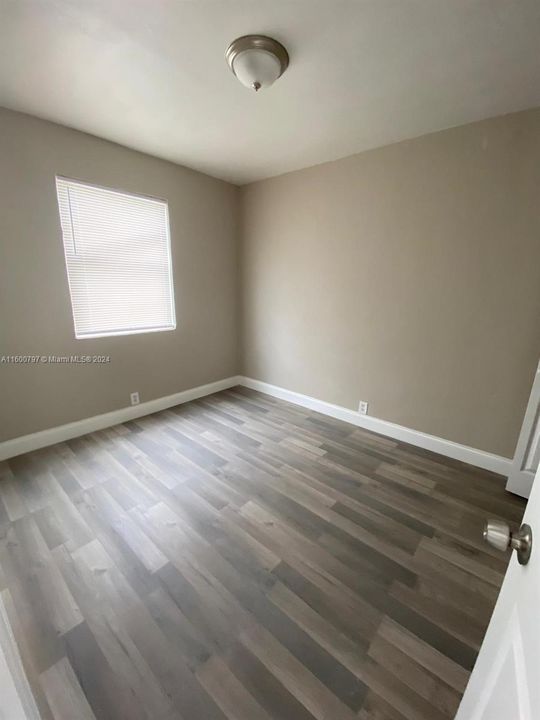 Recently Rented: $1,800 (2 beds, 1 baths, 663 Square Feet)