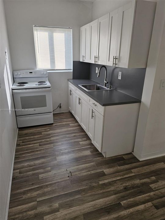 For Rent: $1,800 (1 beds, 1 baths, 600 Square Feet)