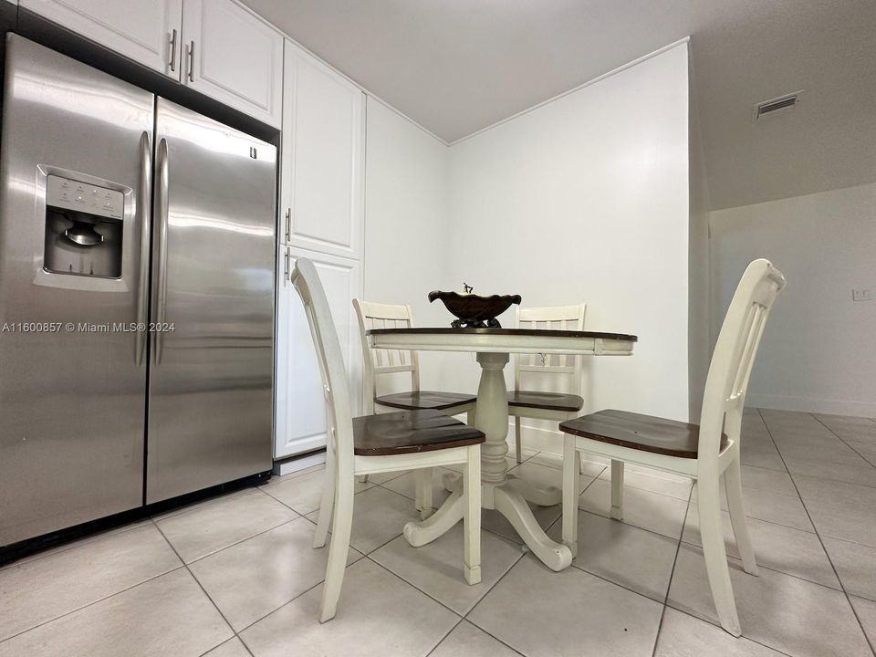 Active With Contract: $2,500 (3 beds, 2 baths, 2102 Square Feet)