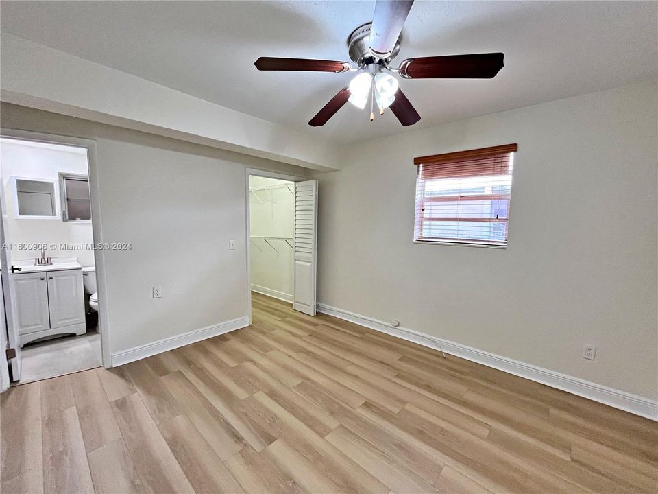 Recently Rented: $3,400 (3 beds, 2 baths, 1996 Square Feet)