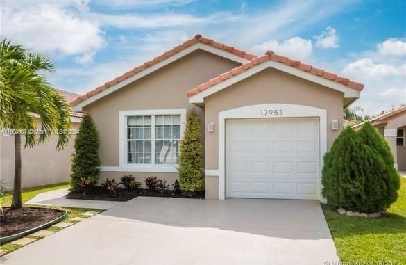 Active With Contract: $3,550 (3 beds, 2 baths, 1221 Square Feet)