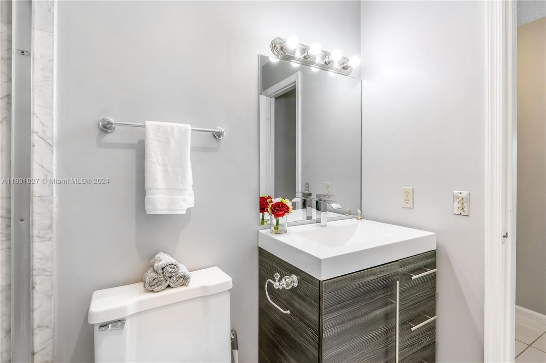 Newly Updated Full Bath