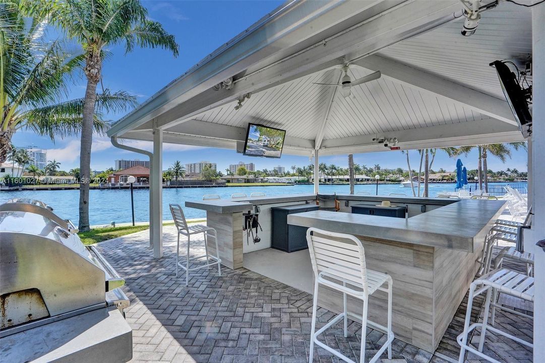 Intracoastal BBQ Area & Outdoor Kitchen