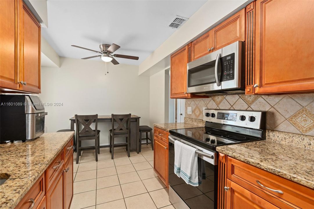 For Sale: $435,000 (4 beds, 2 baths, 1262 Square Feet)