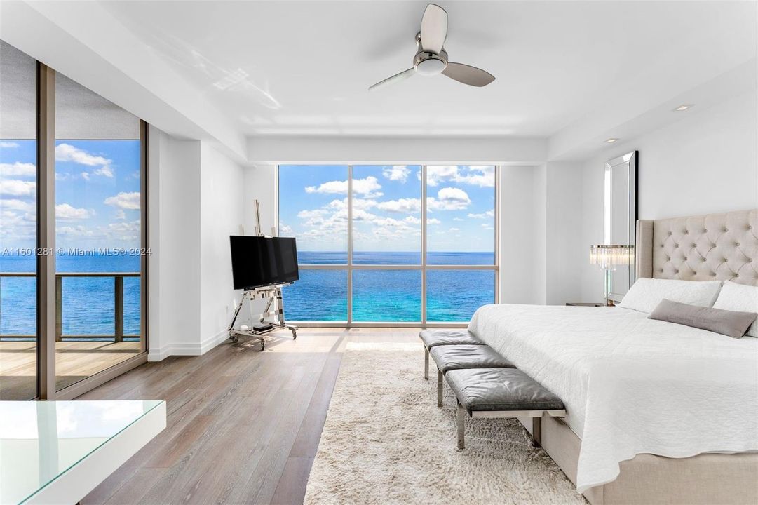 最近售出: $6,990,000 (3 贝兹, 6 浴室, 4609 平方英尺)