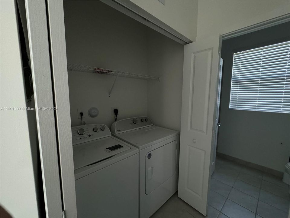 For Sale: $405,900 (3 beds, 2 baths, 1630 Square Feet)