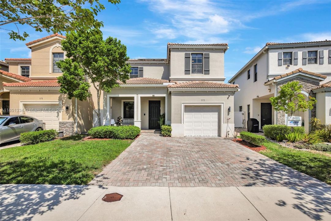 Active With Contract: $4,800 (3 beds, 2 baths, 2091 Square Feet)