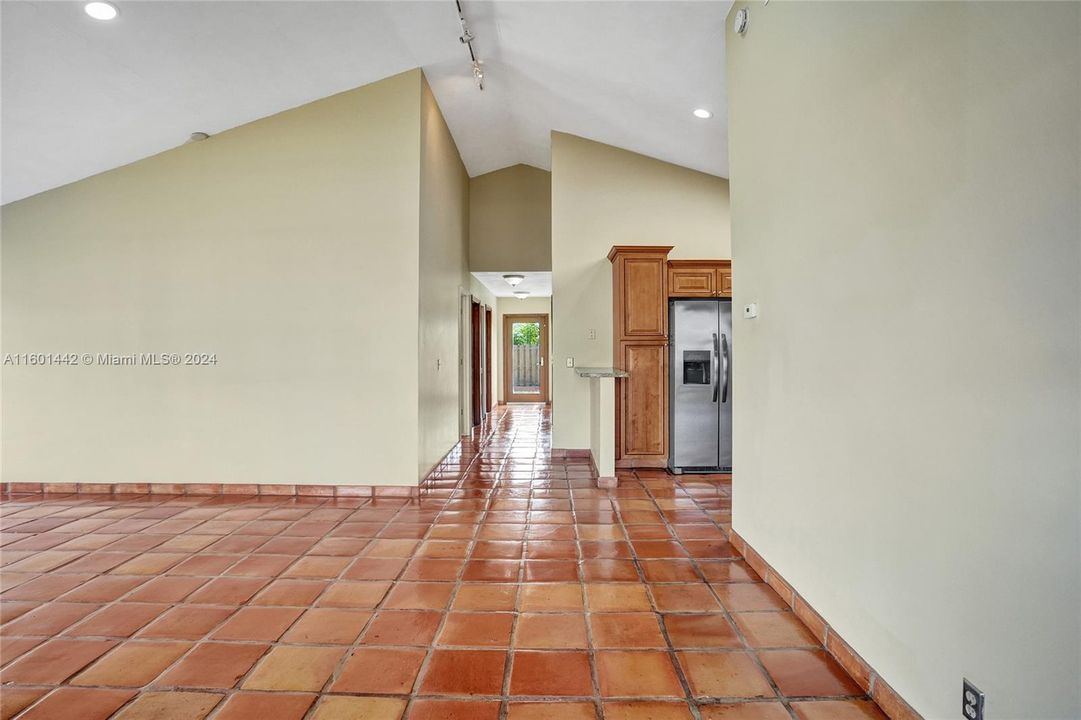 Recientemente alquilado: $2,995 (2 camas, 2 baños, 1409 Pies cuadrados)