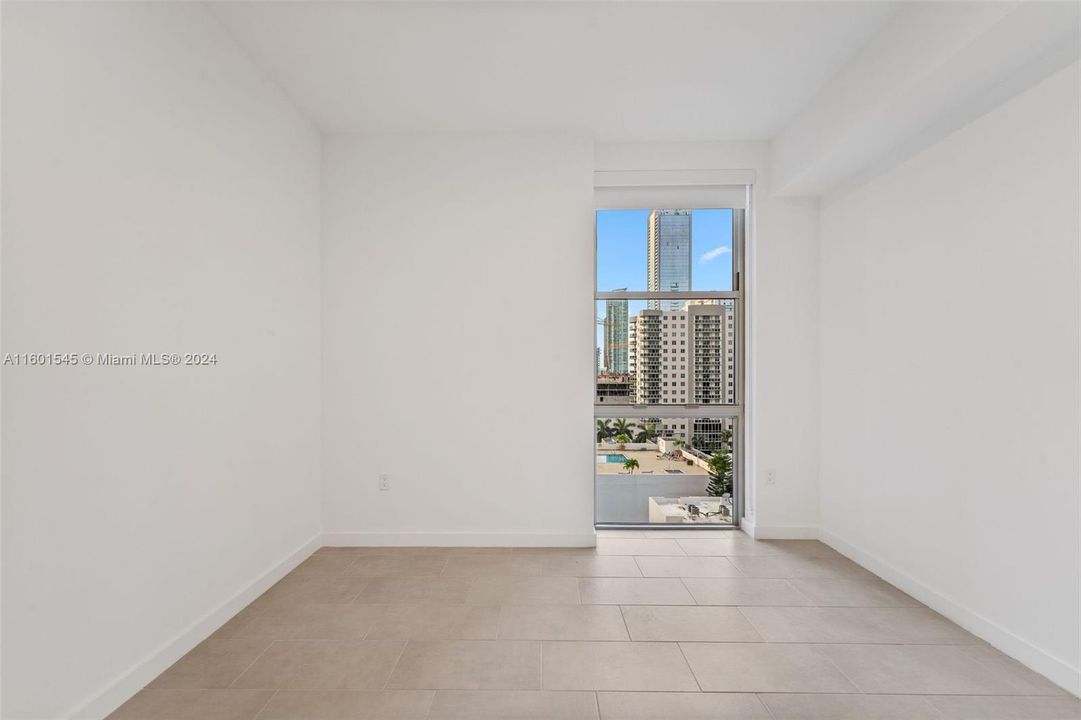 Active With Contract: $4,407 (2 beds, 2 baths, 1078 Square Feet)