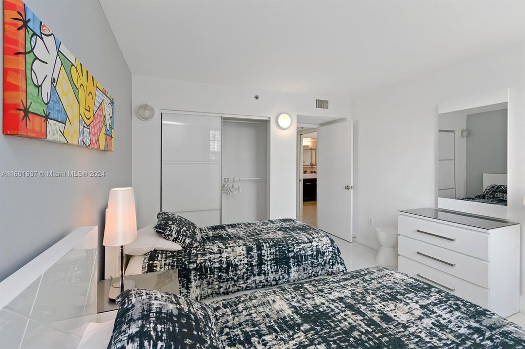 最近租的: $4,250 (3 贝兹, 2 浴室, 1320 平方英尺)