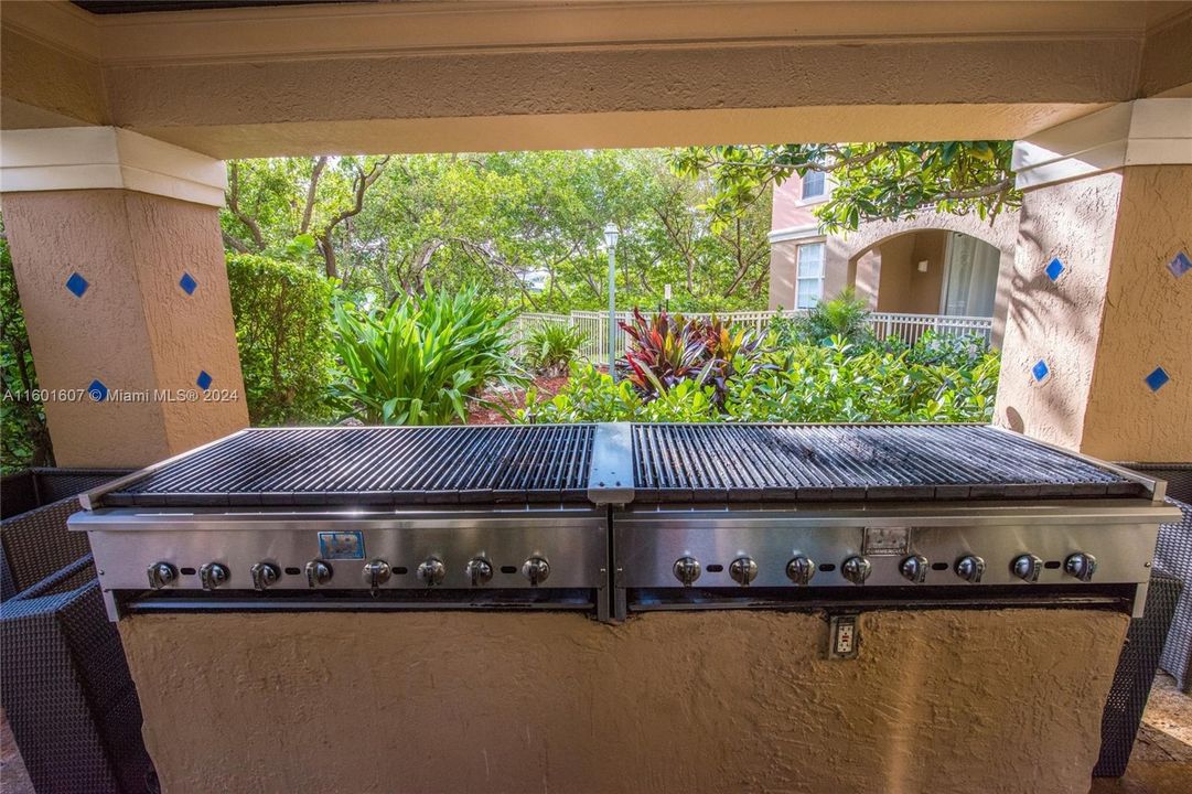 最近租的: $4,250 (3 贝兹, 2 浴室, 1320 平方英尺)