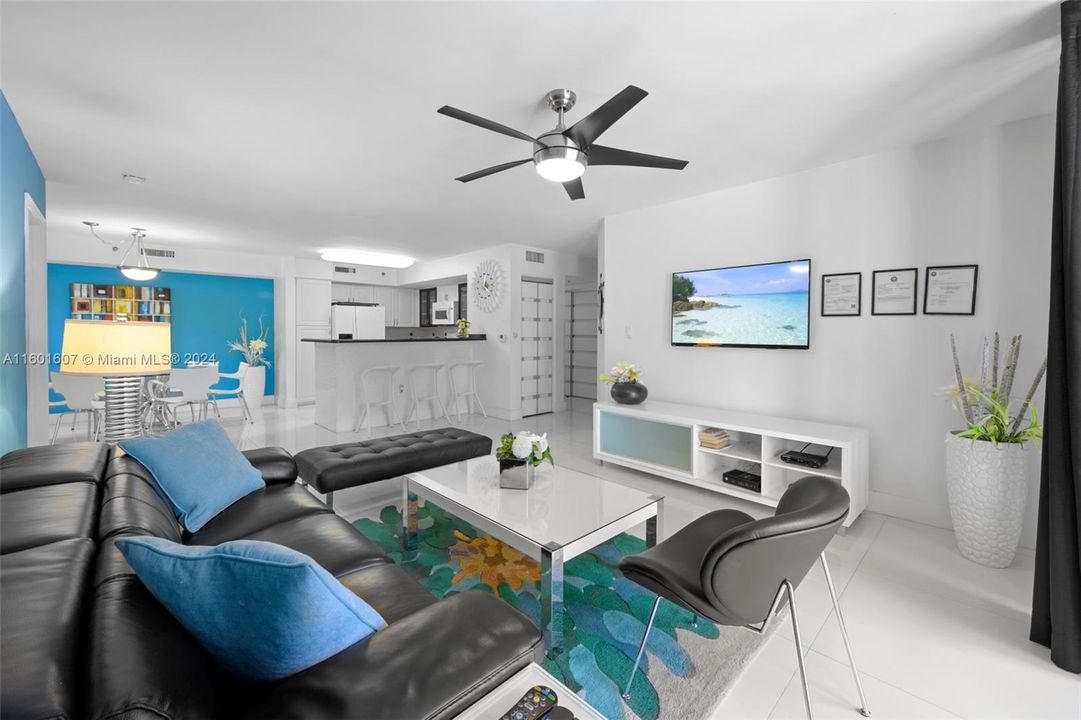 最近租的: $4,250 (3 贝兹, 2 浴室, 1320 平方英尺)