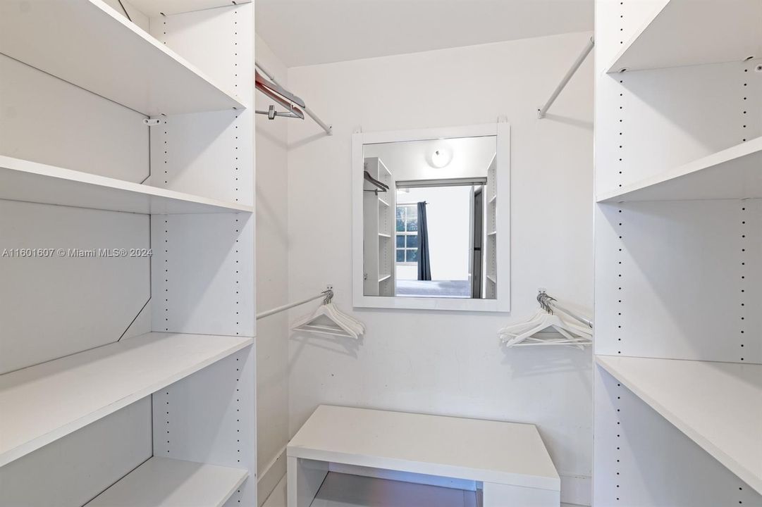 最近租的: $4,250 (3 贝兹, 2 浴室, 1320 平方英尺)