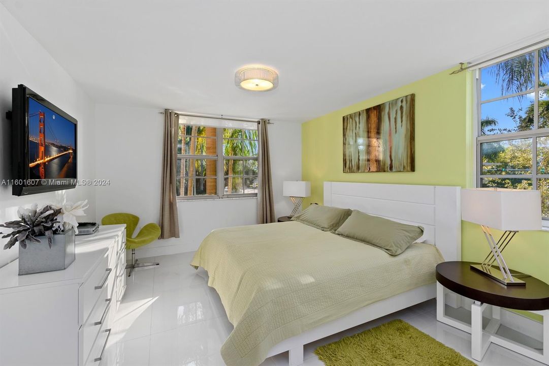 最近租的: $4,250 (3 贝兹, 2 浴室, 1320 平方英尺)