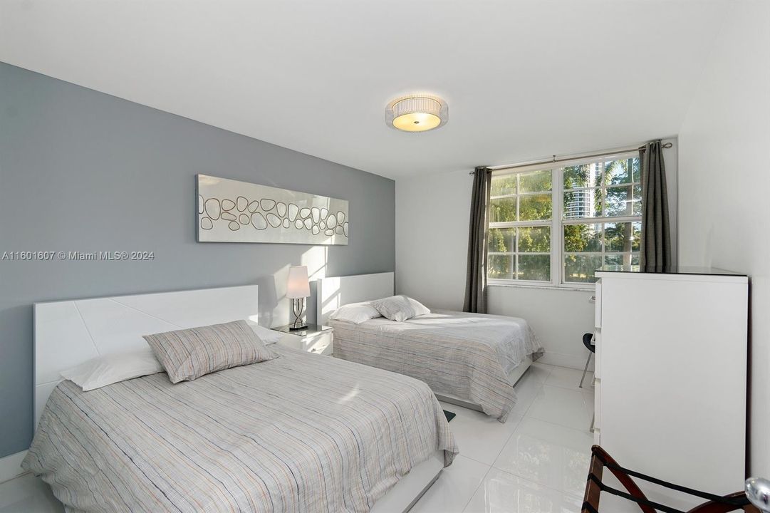 最近租的: $4,250 (3 贝兹, 2 浴室, 1320 平方英尺)