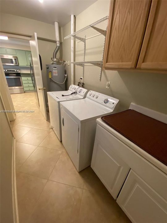 Recently Rented: $2,750 (2 beds, 2 baths, 1148 Square Feet)