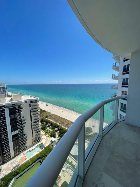 Recently Rented: $4,000 (1 beds, 1 baths, 808 Square Feet)