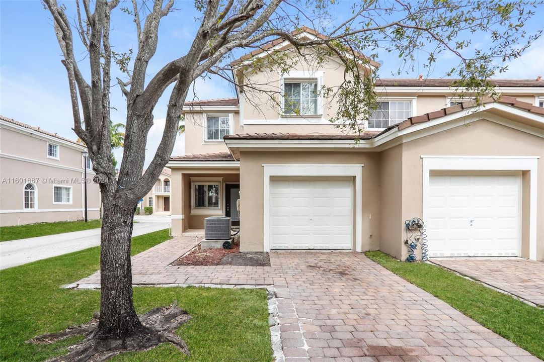 Active With Contract: $2,470 (4 beds, 2 baths, 1850 Square Feet)