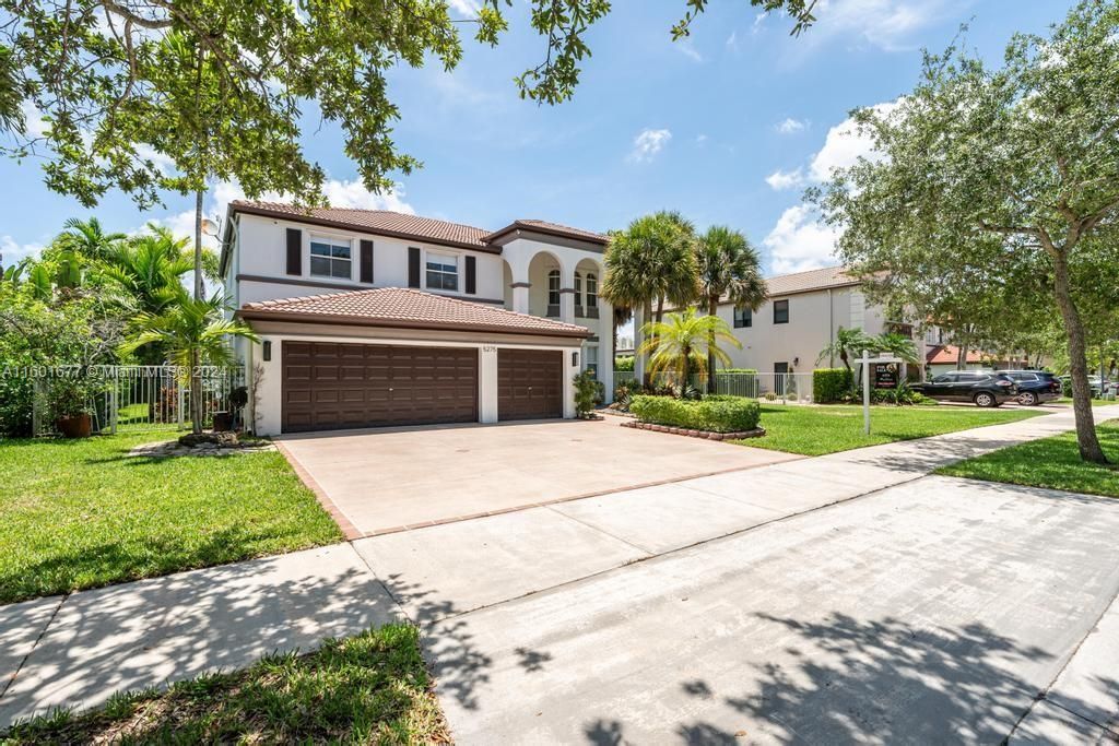 For Sale: $1,349,900 (5 beds, 3 baths, 3501 Square Feet)