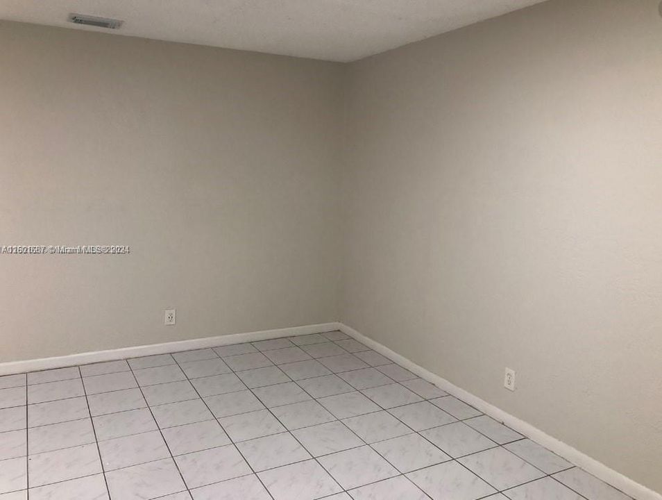 For Rent: $1,550 (1 beds, 1 baths, 0 Square Feet)