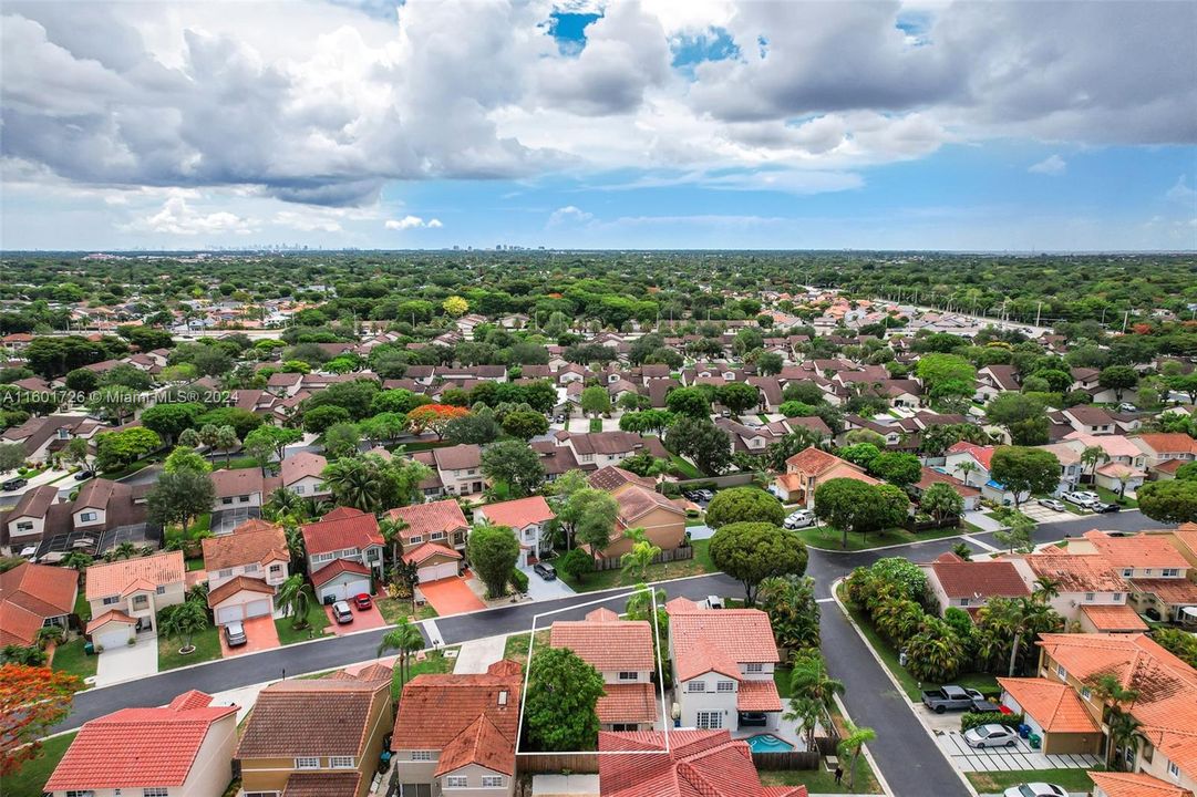 For Sale: $625,000 (3 beds, 2 baths, 1794 Square Feet)