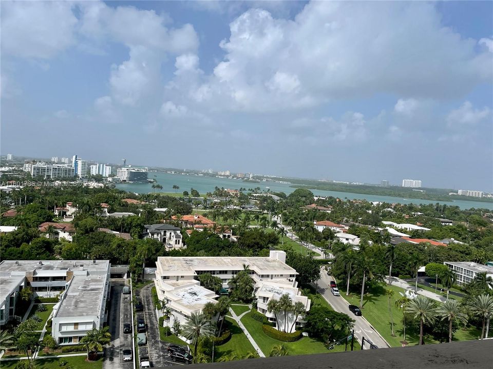 Recientemente alquilado: $3,850 (1 camas, 2 baños, 1008 Pies cuadrados)