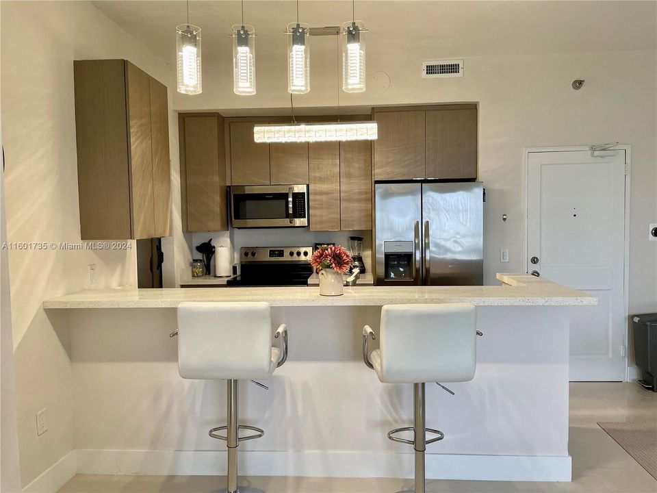 Recientemente alquilado: $3,850 (1 camas, 2 baños, 1008 Pies cuadrados)