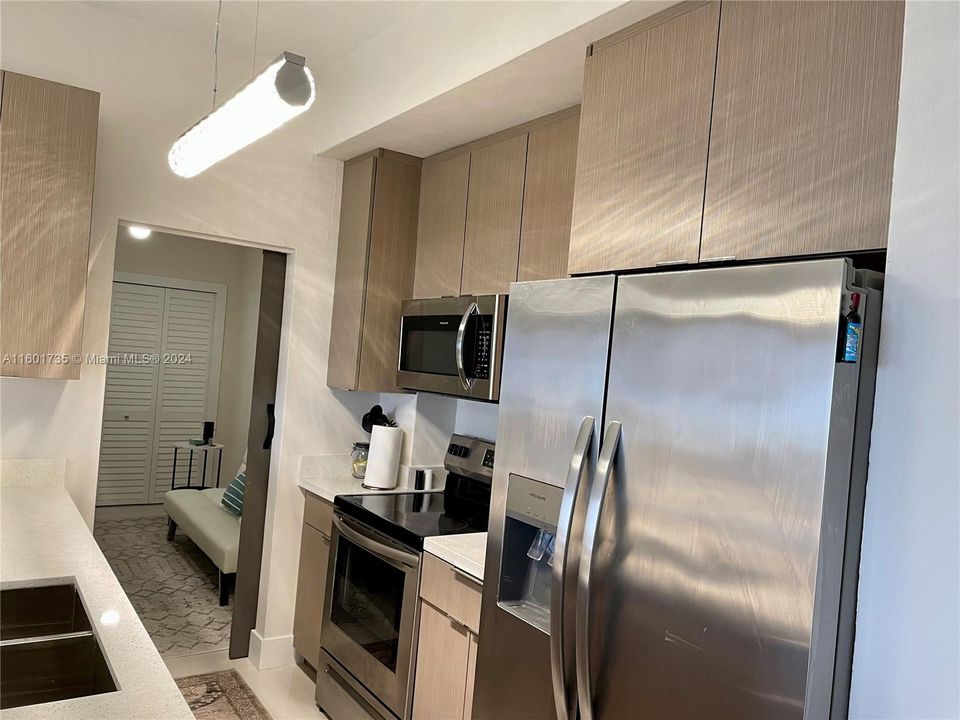 Recientemente alquilado: $3,850 (1 camas, 2 baños, 1008 Pies cuadrados)