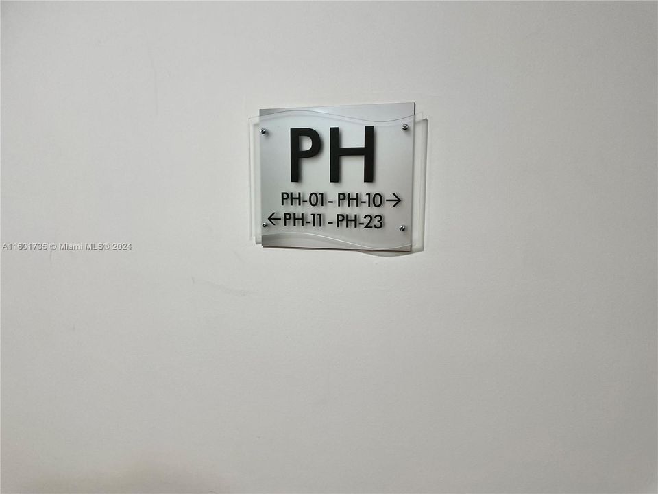 Recientemente alquilado: $3,850 (1 camas, 2 baños, 1008 Pies cuadrados)