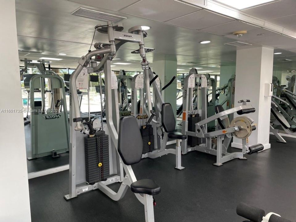 Recientemente alquilado: $3,850 (1 camas, 2 baños, 1008 Pies cuadrados)