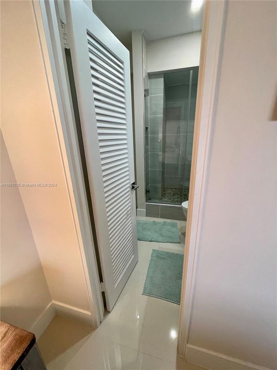 Recientemente alquilado: $3,850 (1 camas, 2 baños, 1008 Pies cuadrados)