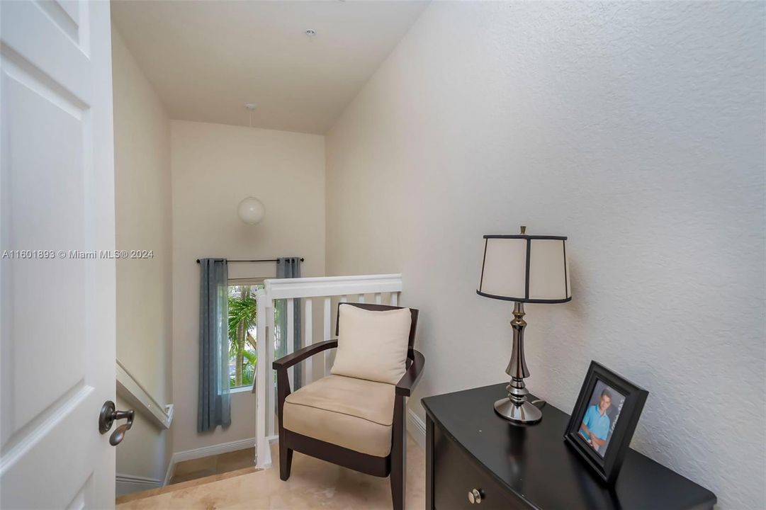 Active With Contract: $940,000 (3 beds, 2 baths, 1425 Square Feet)