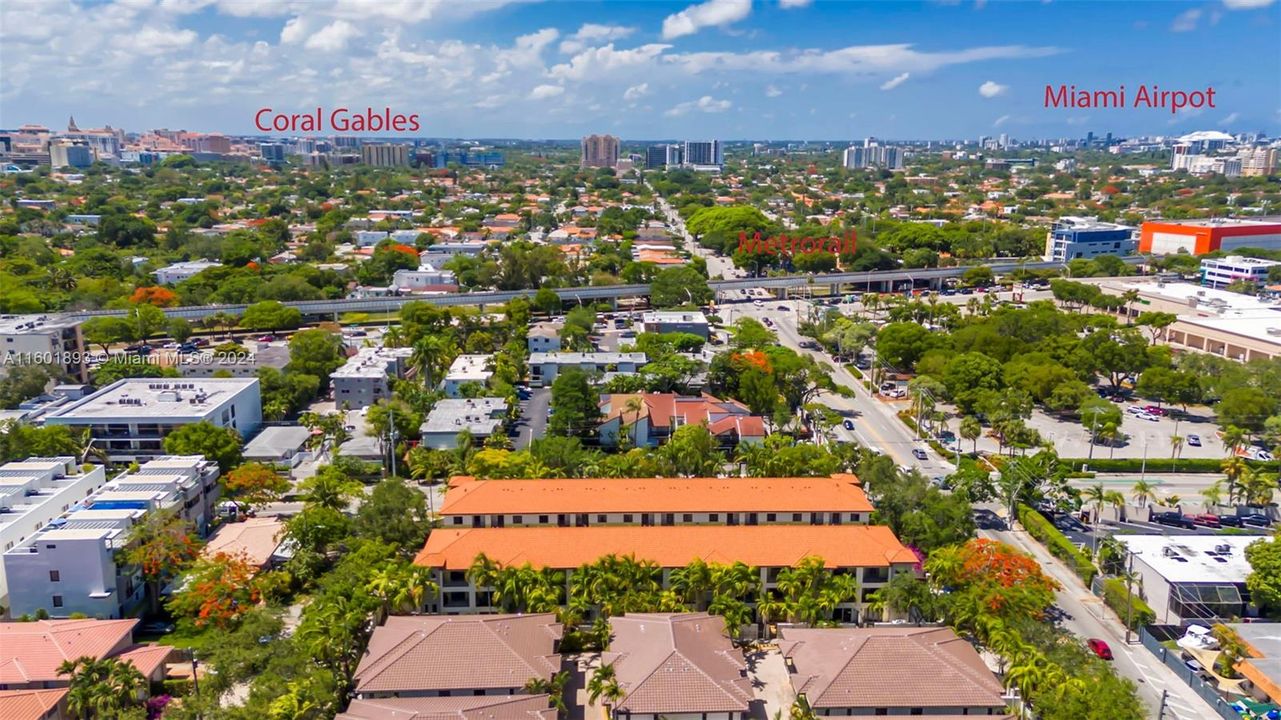 Active With Contract: $940,000 (3 beds, 2 baths, 1425 Square Feet)