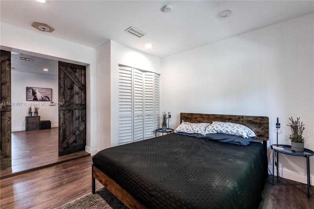 Active With Contract: $850,000 (4 beds, 2 baths, 0 Square Feet)