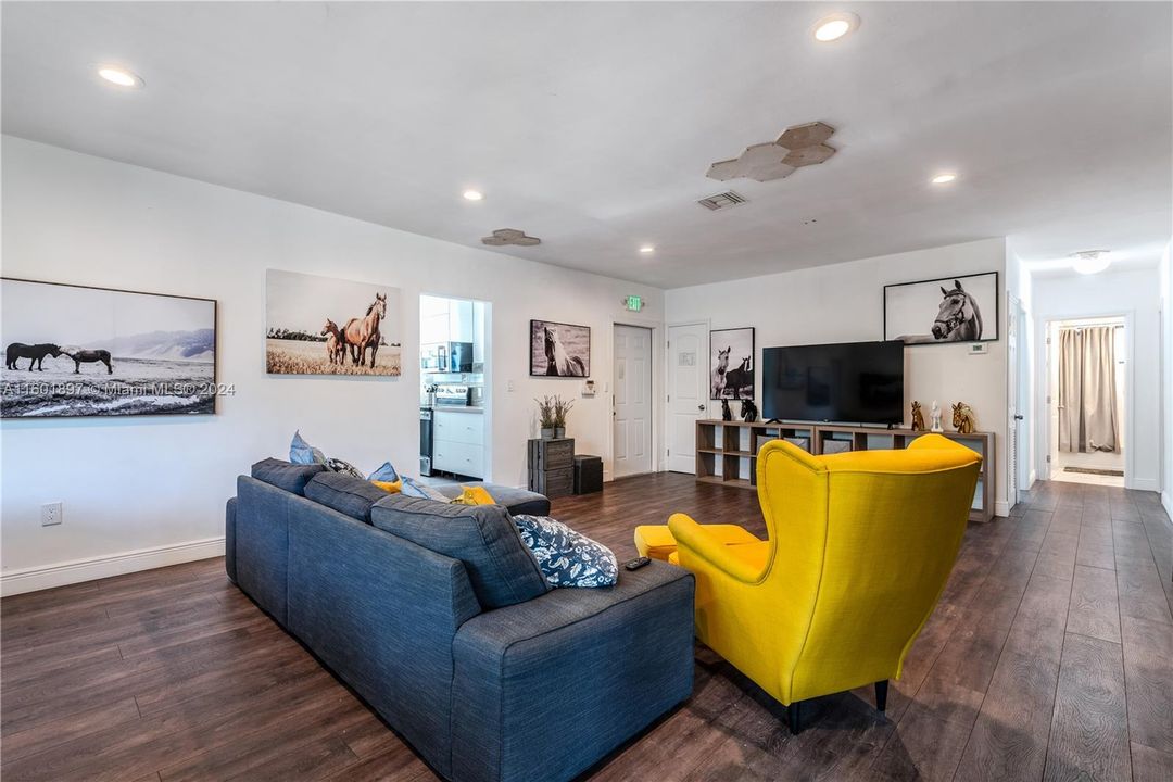 Active With Contract: $850,000 (4 beds, 2 baths, 0 Square Feet)
