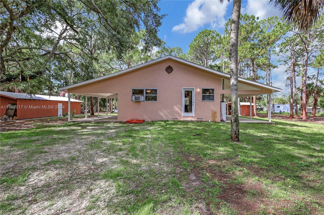 Recently Sold: $425,000 (1 beds, 1 baths, 728 Square Feet)