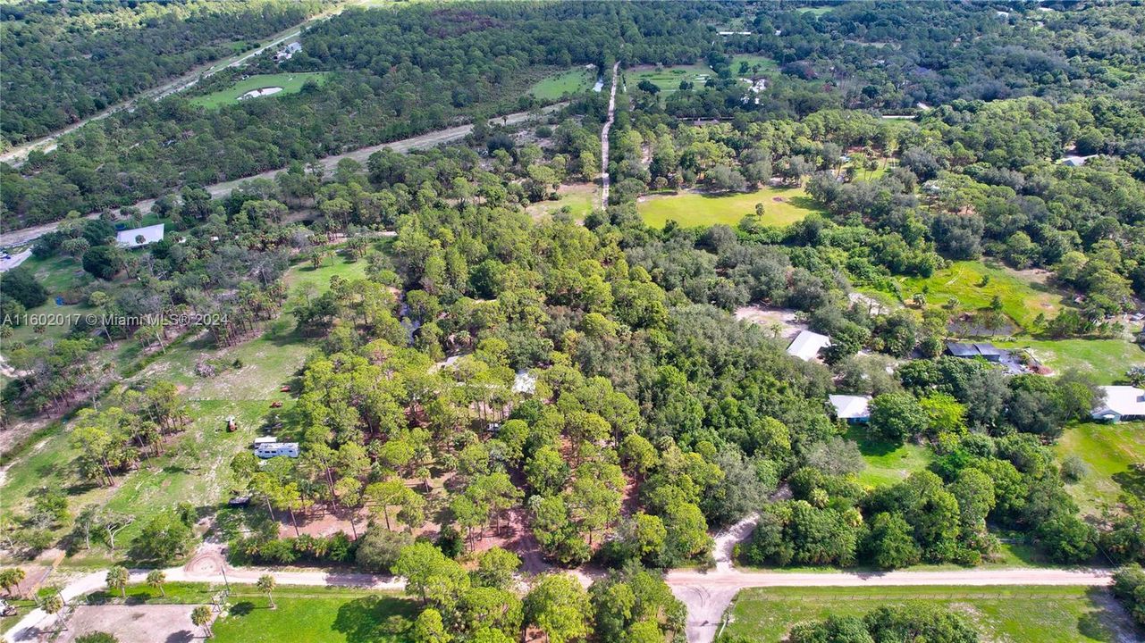 Recently Sold: $425,000 (1 beds, 1 baths, 728 Square Feet)