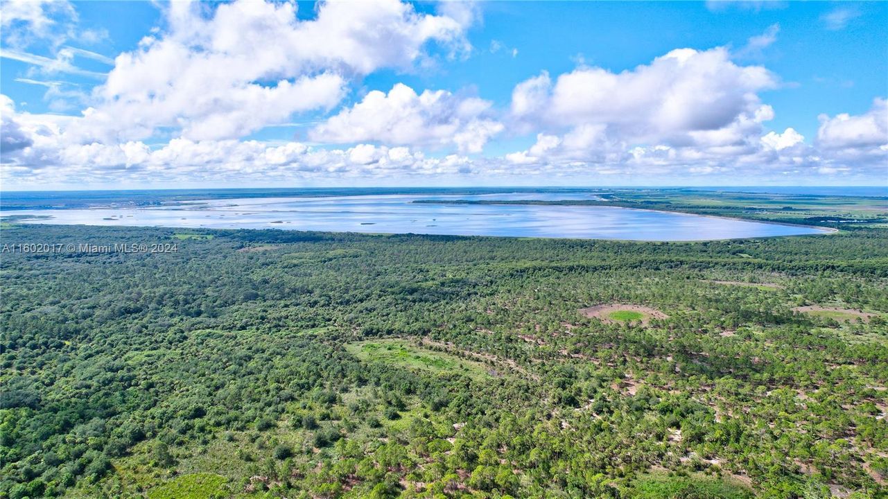 Recently Sold: $425,000 (1 beds, 1 baths, 728 Square Feet)