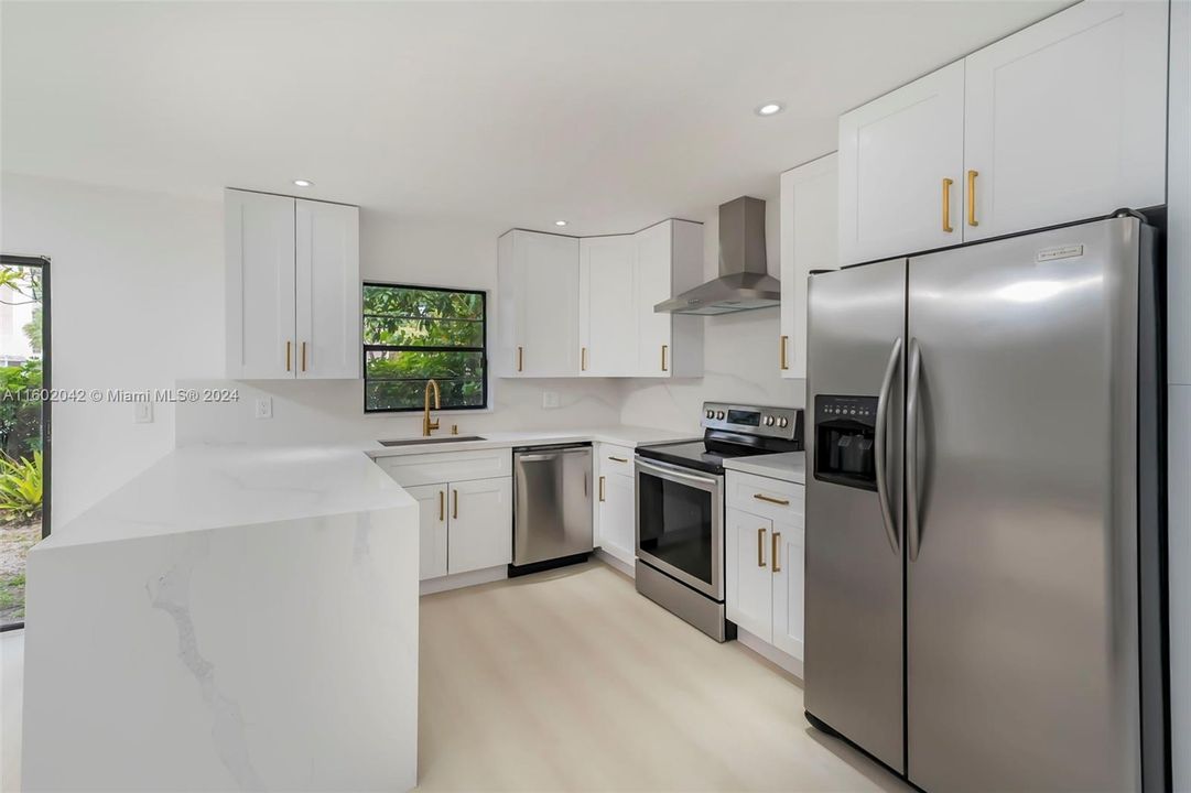For Sale: $540,000 (3 beds, 2 baths, 1426 Square Feet)