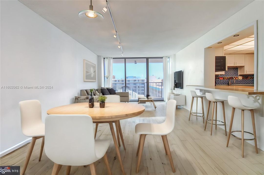 For Sale: $535,000 (1 beds, 1 baths, 1122 Square Feet)