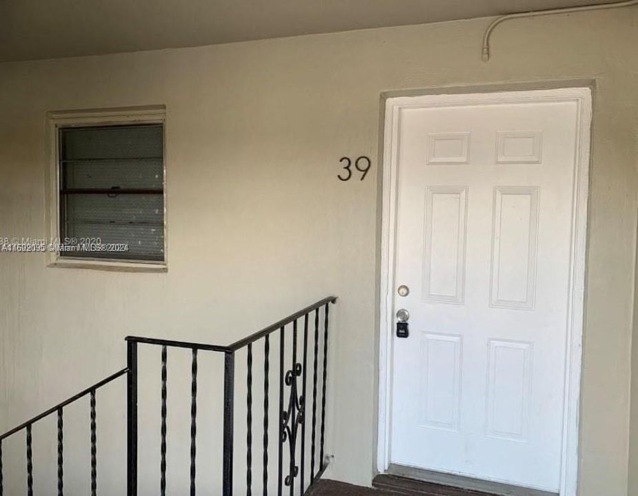 Recently Rented: $1,250 (0 beds, 1 baths, 0 Square Feet)