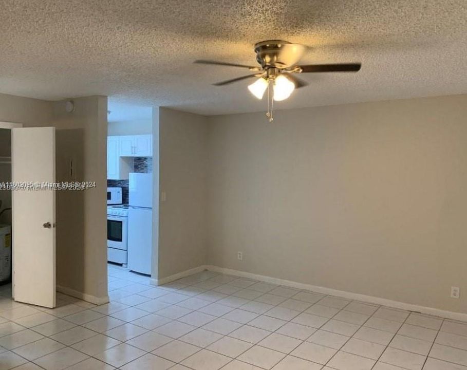 For Rent: $1,250 (0 beds, 1 baths, 0 Square Feet)