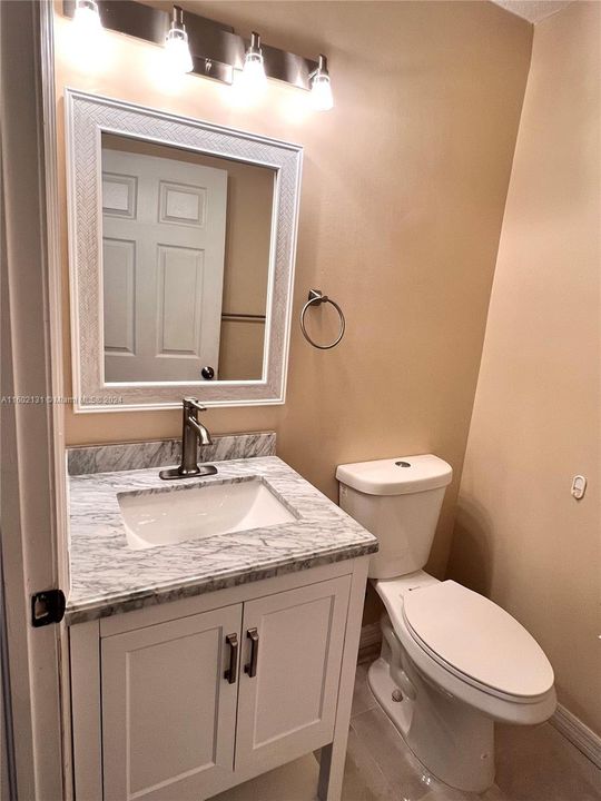 Recently Sold: $399,000 (3 beds, 2 baths, 1396 Square Feet)